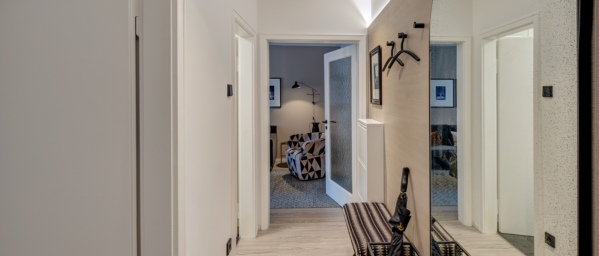 квартира München Schwabing-Nord (zw. Belgrad- & Leopoldstraße) 03 коридор 13778