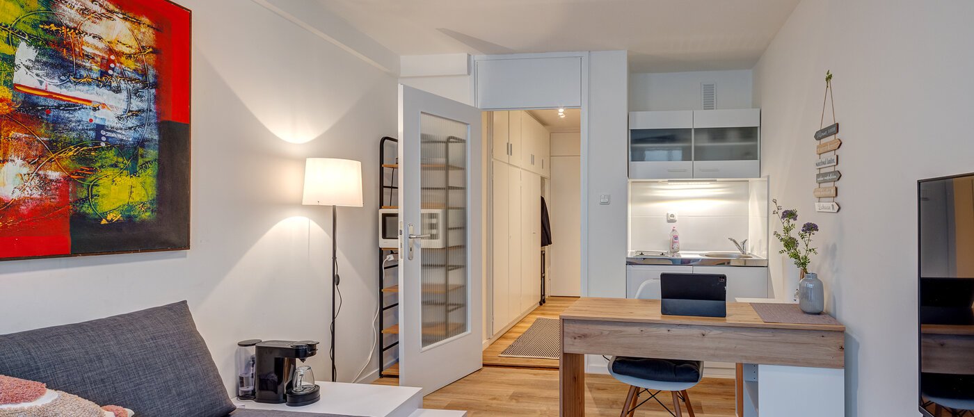 квартира München Maxvorstadt - Universitätsviertel 03 жилое пространство 13779