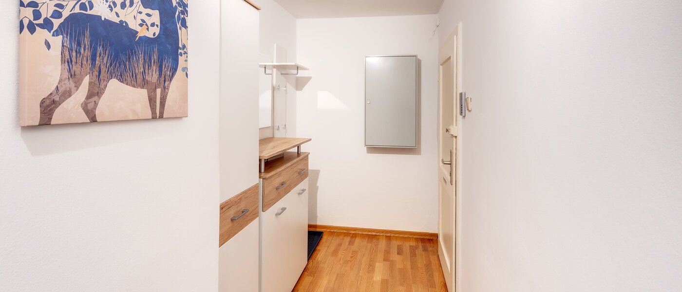 квартира München Neuhausen 02 коридор 13780