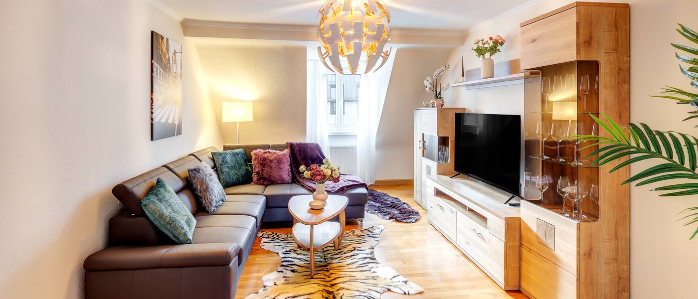 квартира München Neuhausen 01 гостиная 13780