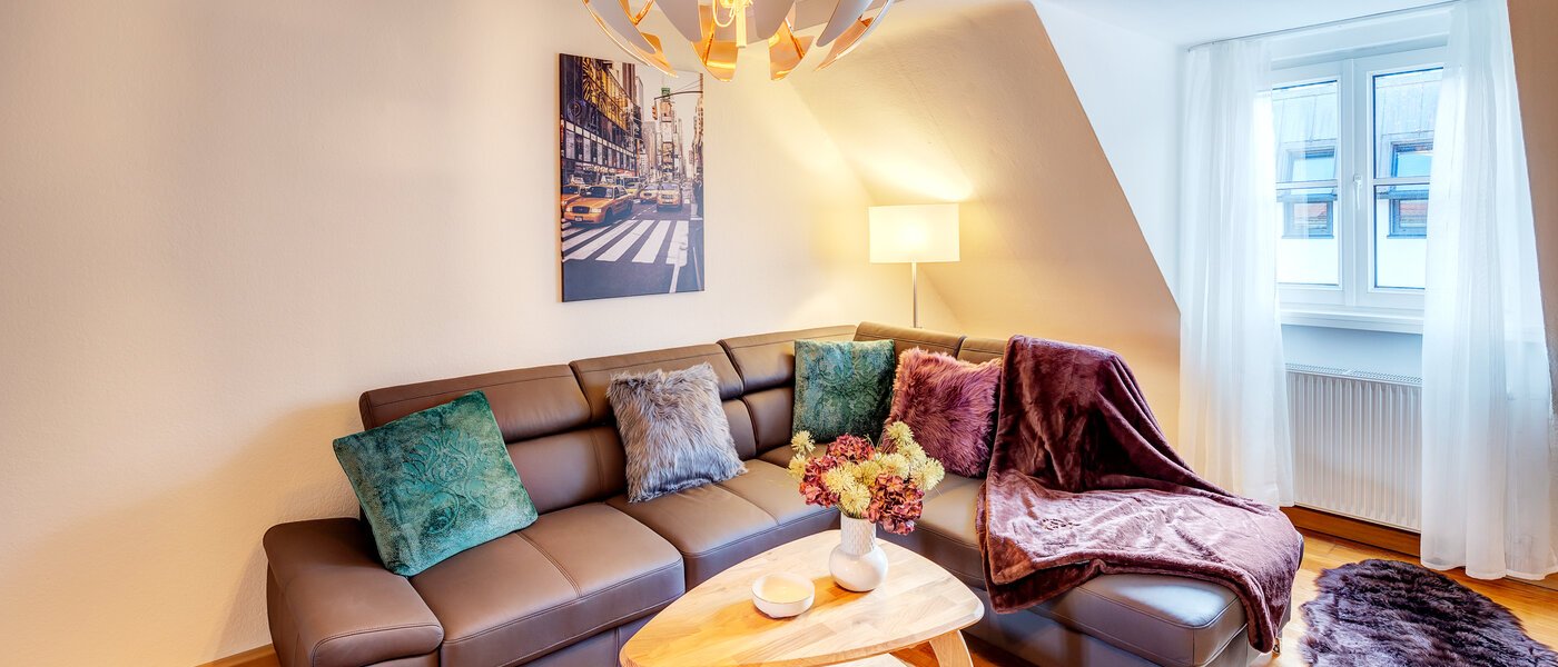 квартира München Neuhausen 02 гостиная 13780