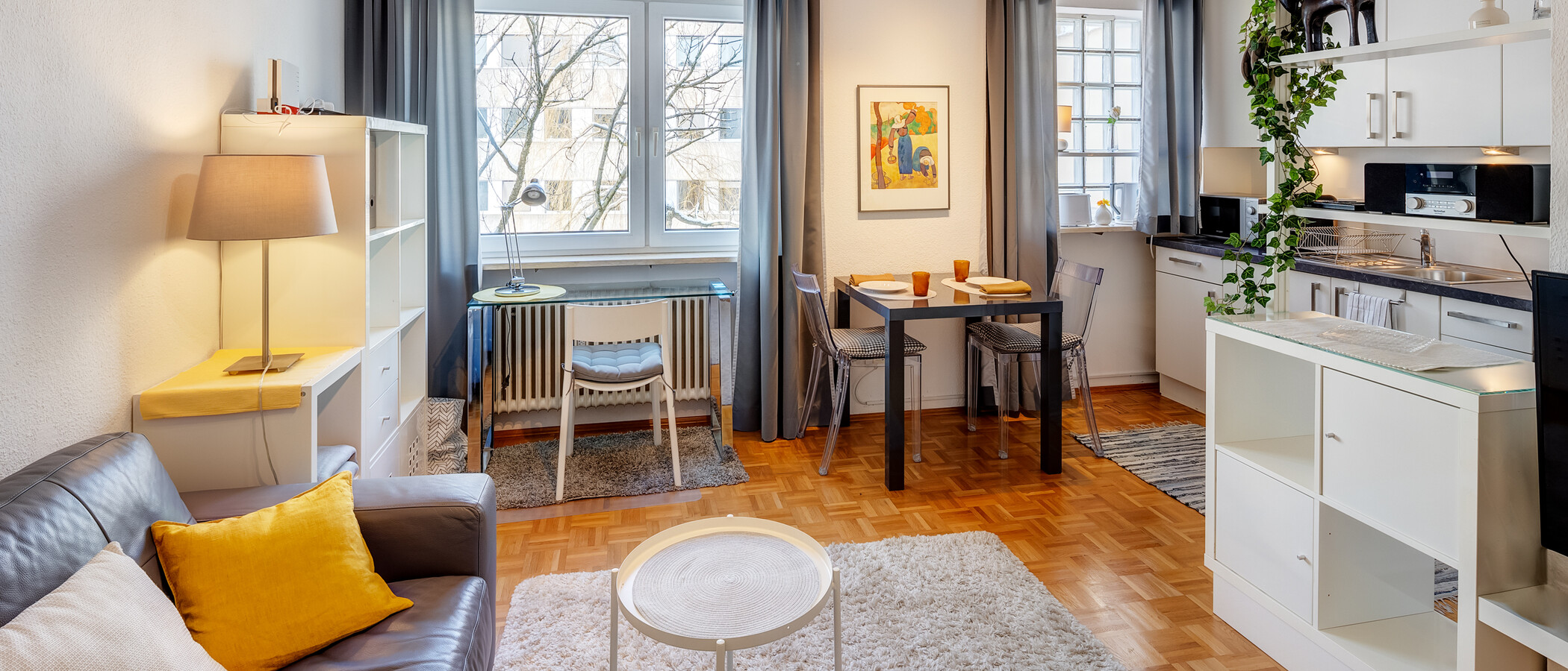 квартира München Maxvorstadt - Rund um den Josephsplatz 02 жилое пространство 13787