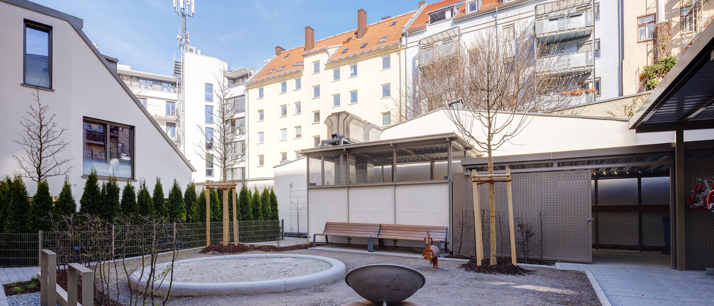 квартира München Lehel 02 внутренний двор  13792