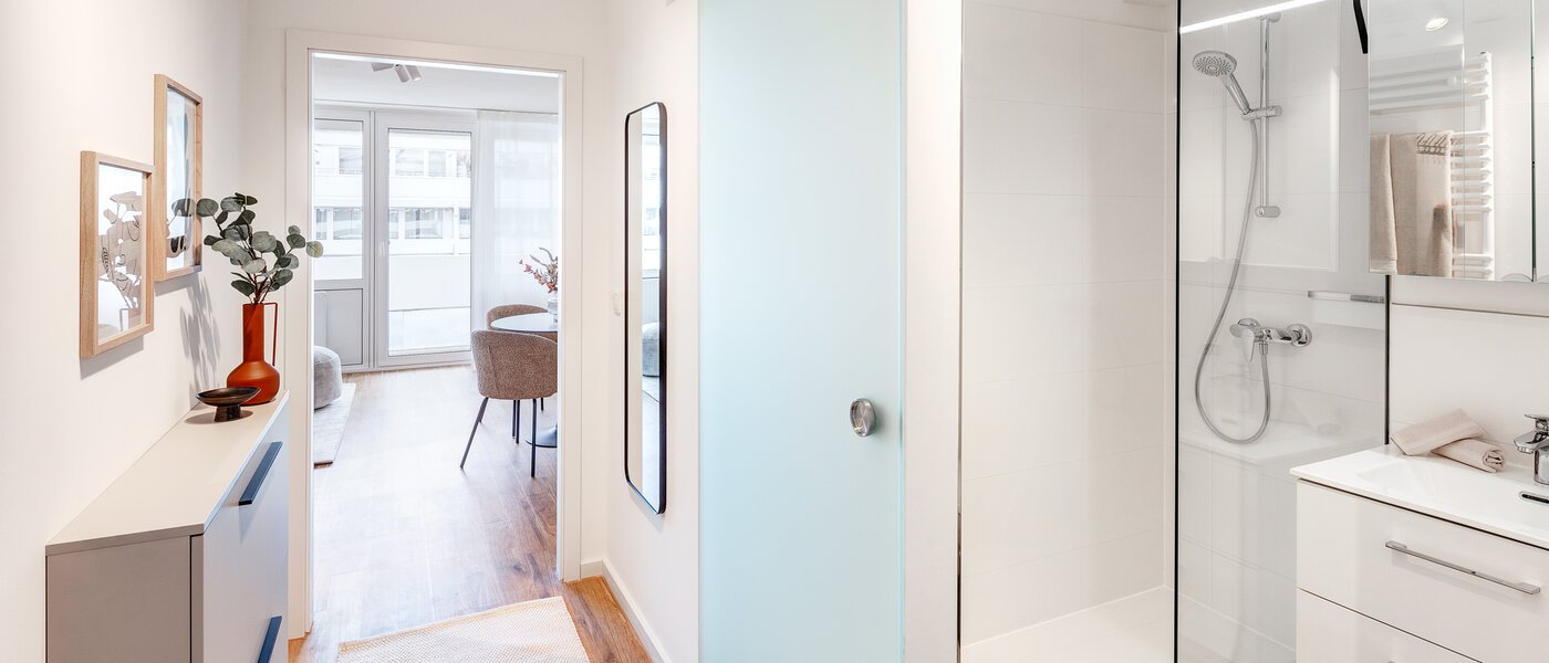 квартира München Neuhausen 02 коридор 13806