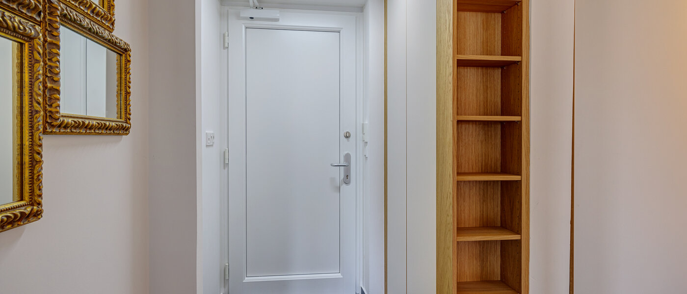 квартира München Moosach 01 коридор 13811