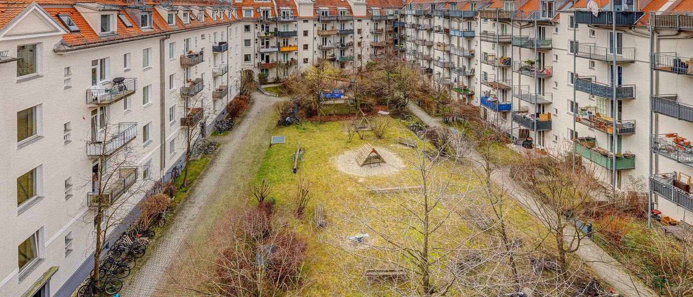 мансардная квартира München Schwabing (rechts der Leopoldstraße) 01 вид из окна 13837