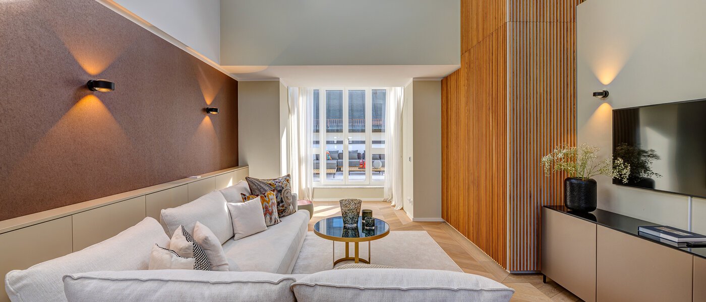 двухэтажная квартира-галерея München Altstadt 03 жилое пространство 13841