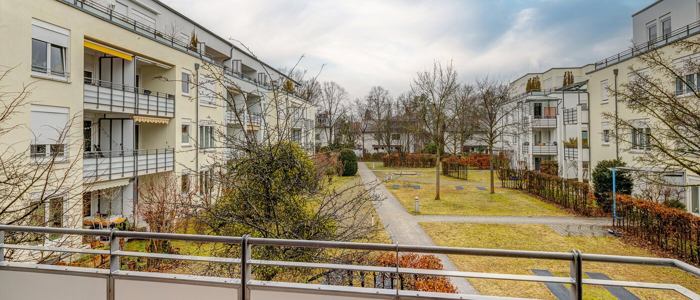 квартира München Feldmoching 01 вид из окна 13848