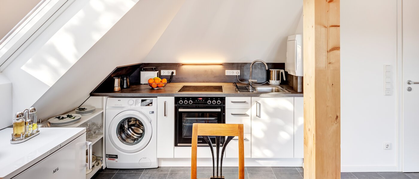 мансардная квартира München Waldtrudering 01 кухня 13853