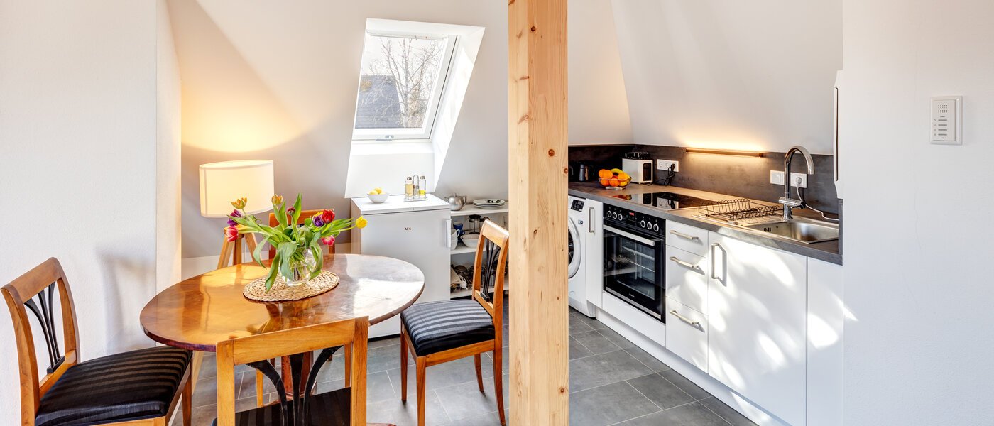 мансардная квартира München Waldtrudering 02 кухня 13853