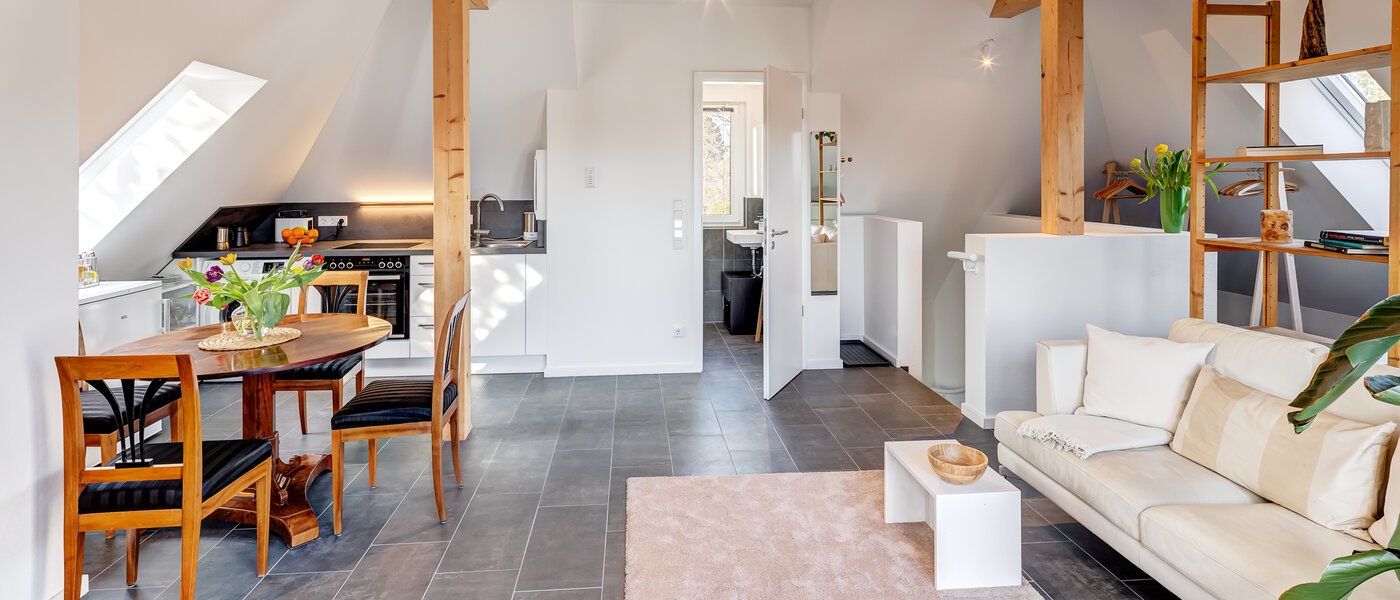 мансардная квартира München Waldtrudering 03 жилое пространство 13853