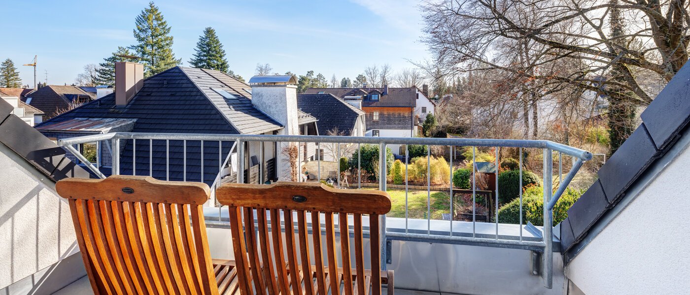 мансардная квартира München Waldtrudering 01 терраса с крышей 13853