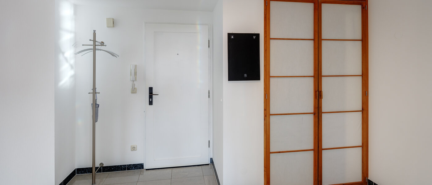 квартира-галерея Ottobrunn 01 коридор 13854