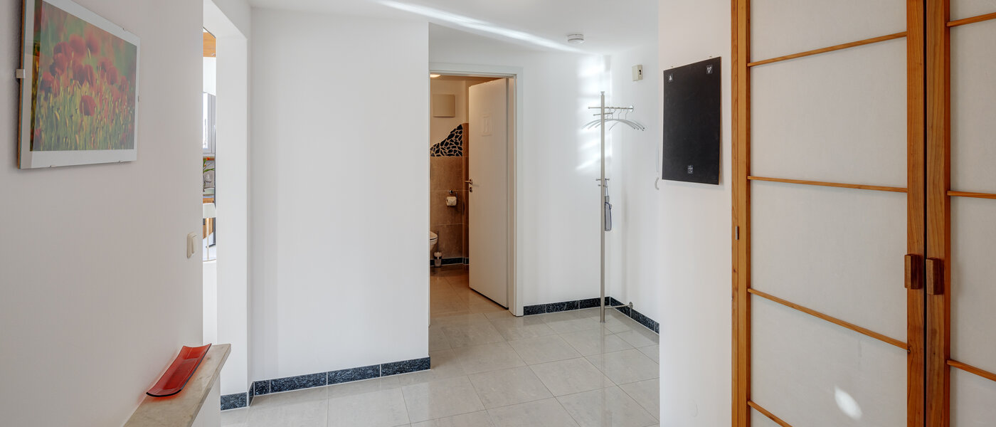 квартира-галерея Ottobrunn 02 коридор 13854