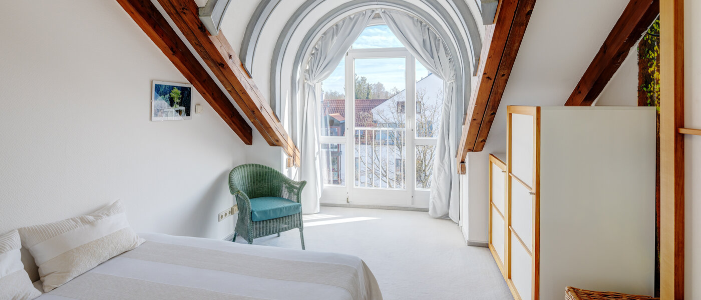 квартира-галерея Ottobrunn 01 спальная комната 13854