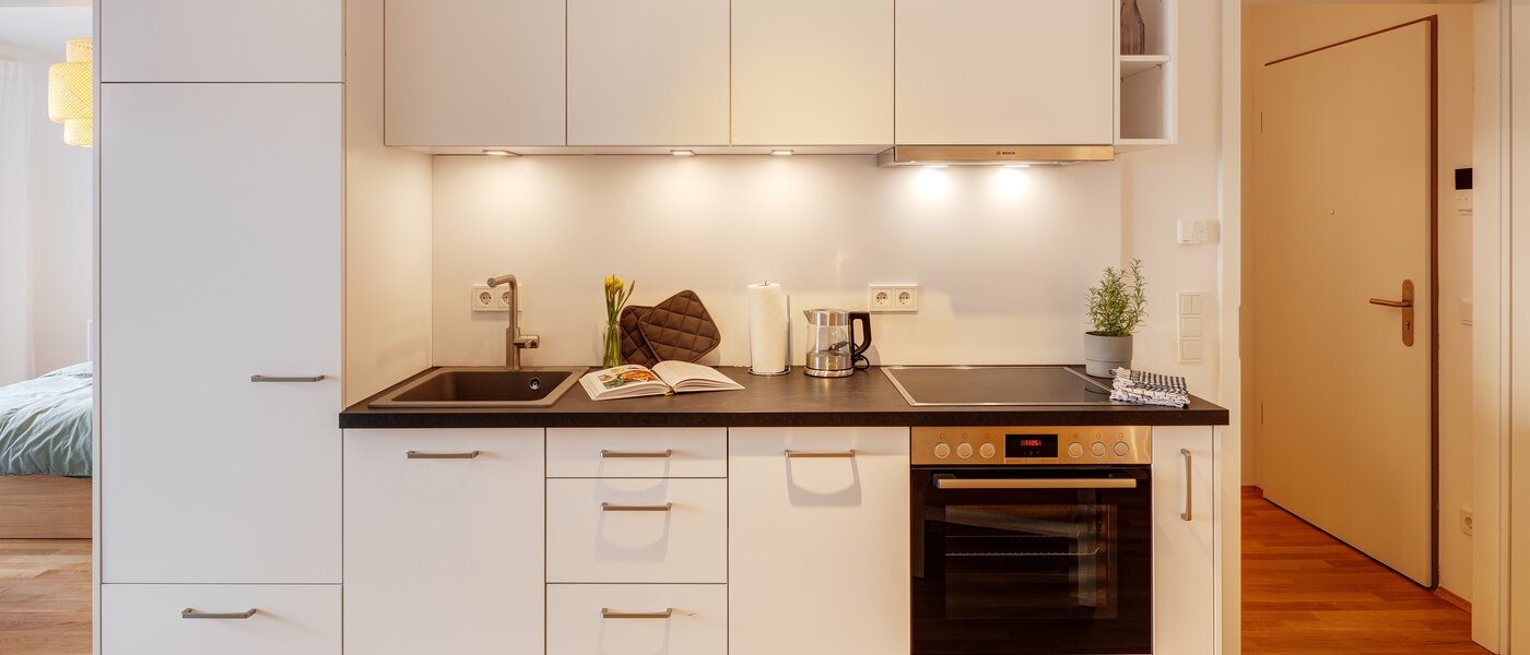 квартира München Neuhausen 01 кухня 13855