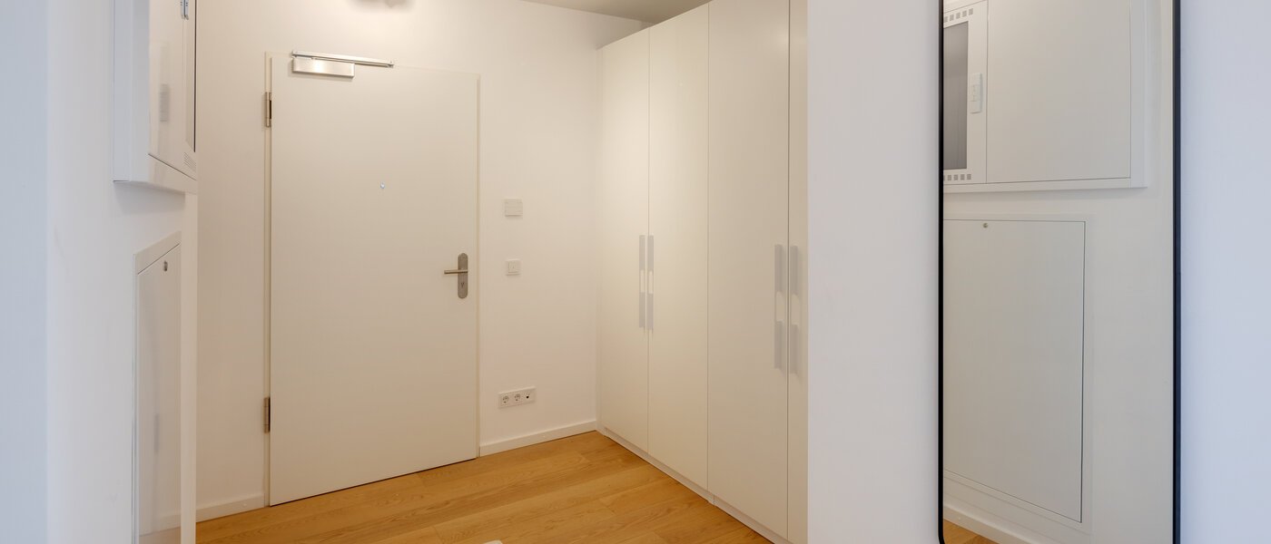 квартира München Haidhausen 01 коридор 13881