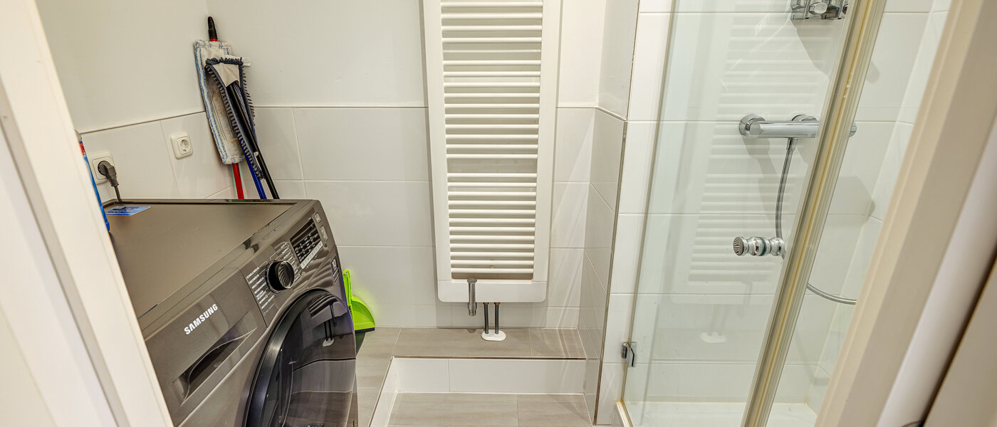 мансардная квартира München Ludwigsvorstadt 01 2-я ванная комната 13896