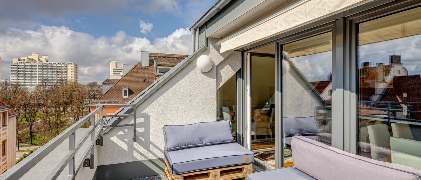 мансардная квартира München Ludwigsvorstadt 01 терраса с крышей 13896