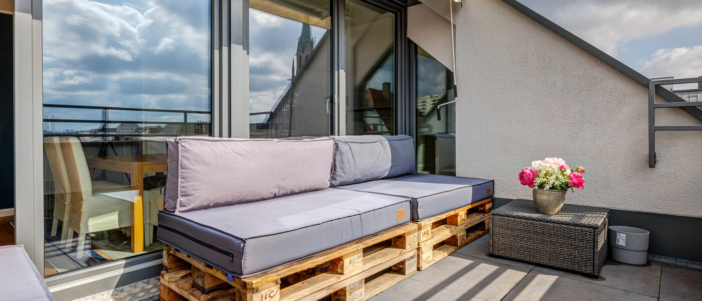 мансардная квартира München Ludwigsvorstadt 03 терраса с крышей 13896