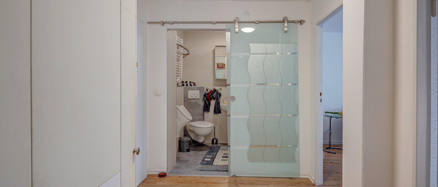 квартира München Schwabing-West 02 коридор 13932