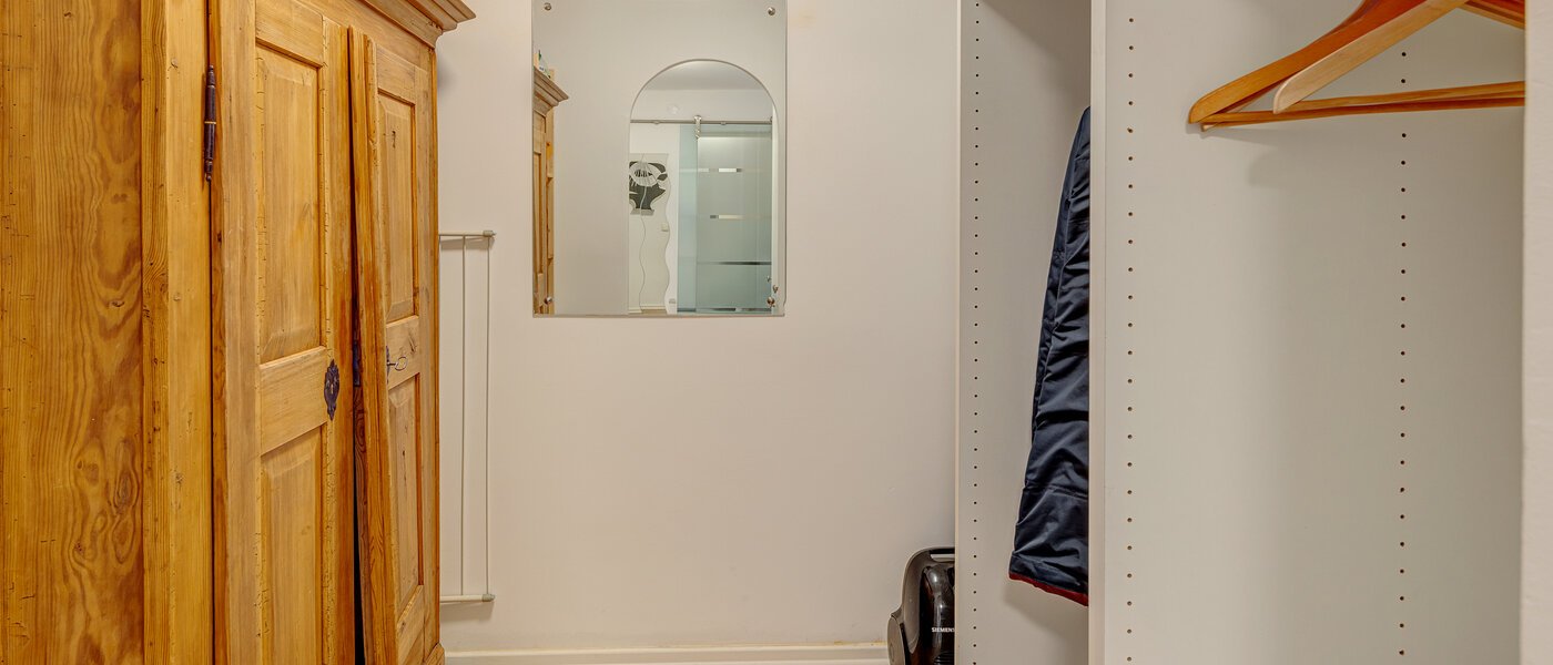 квартира München Schwabing-West 04 коридор 13932