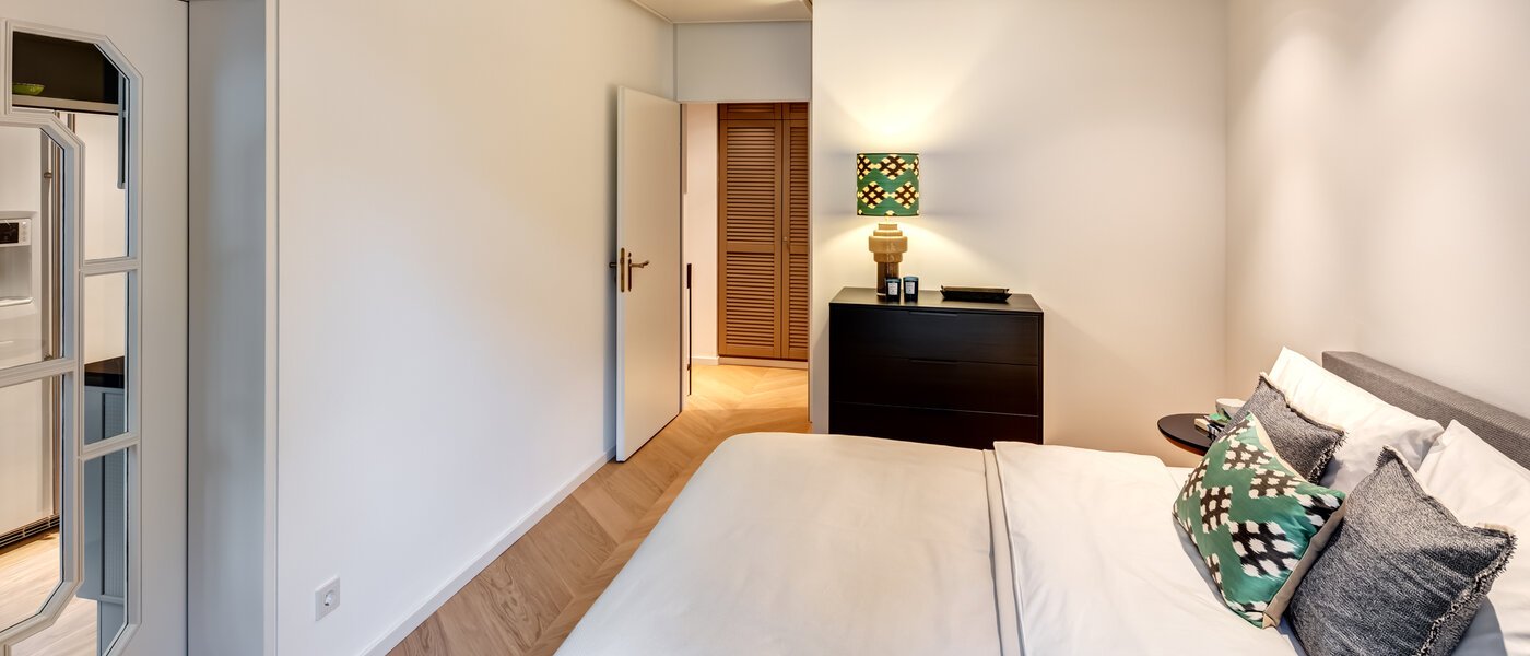 квартира München Herzogpark 03 спальная комната 13940