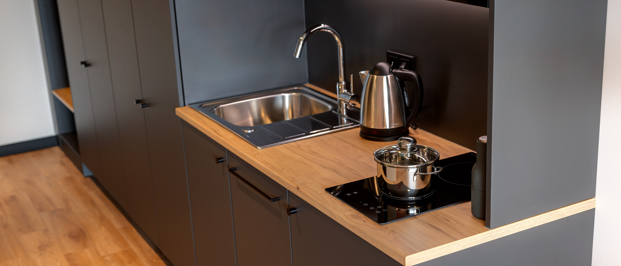 квартира München Milbertshofen 02 кухня 13958