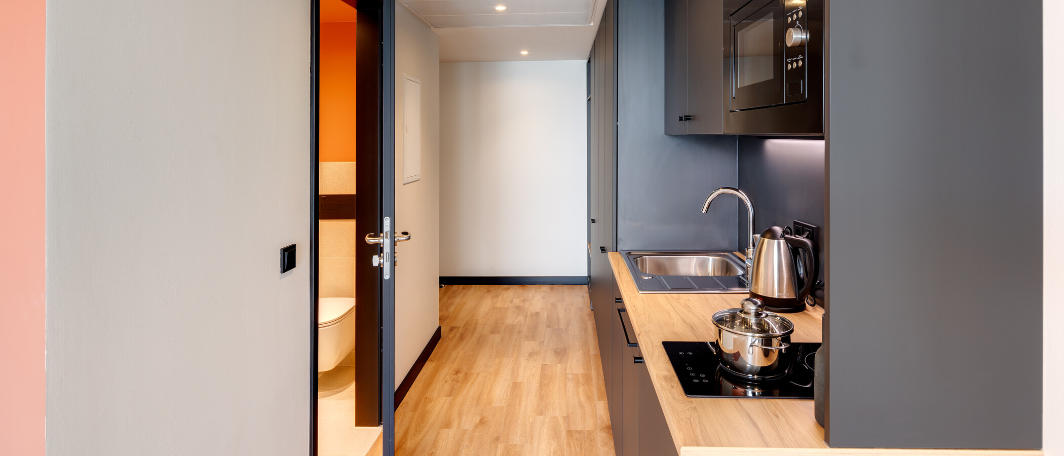 квартира München Milbertshofen 03 кухня 13958