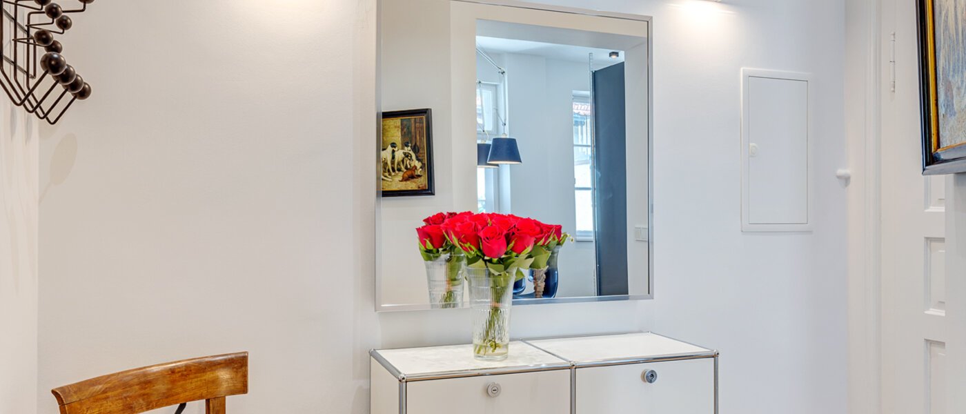 квартира München Lehel 01 коридор 13986