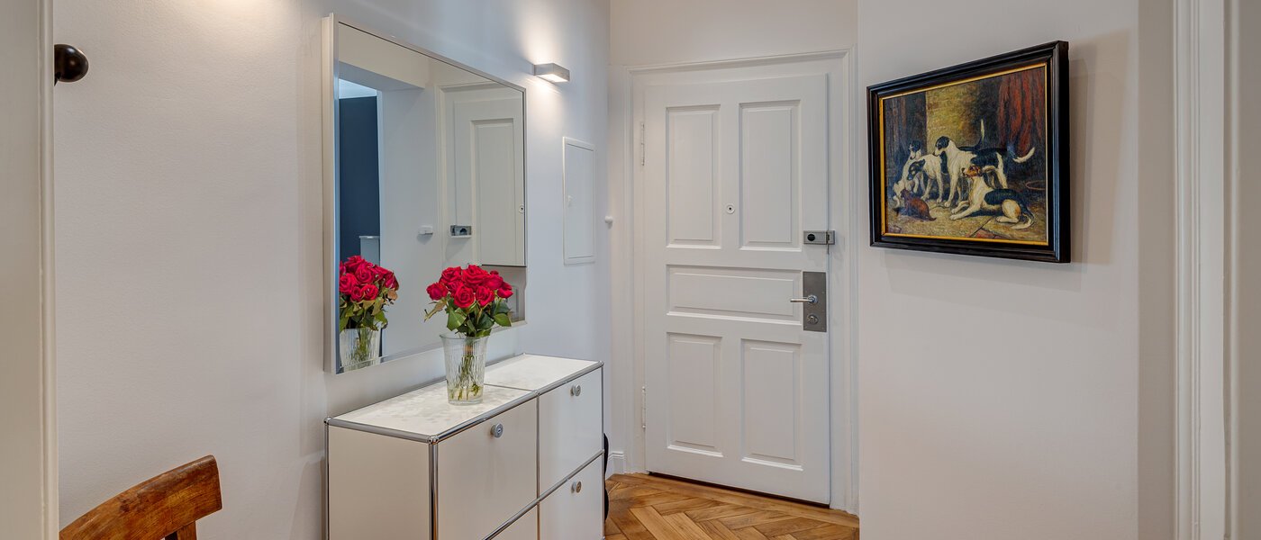 квартира München Lehel 02 коридор 13986