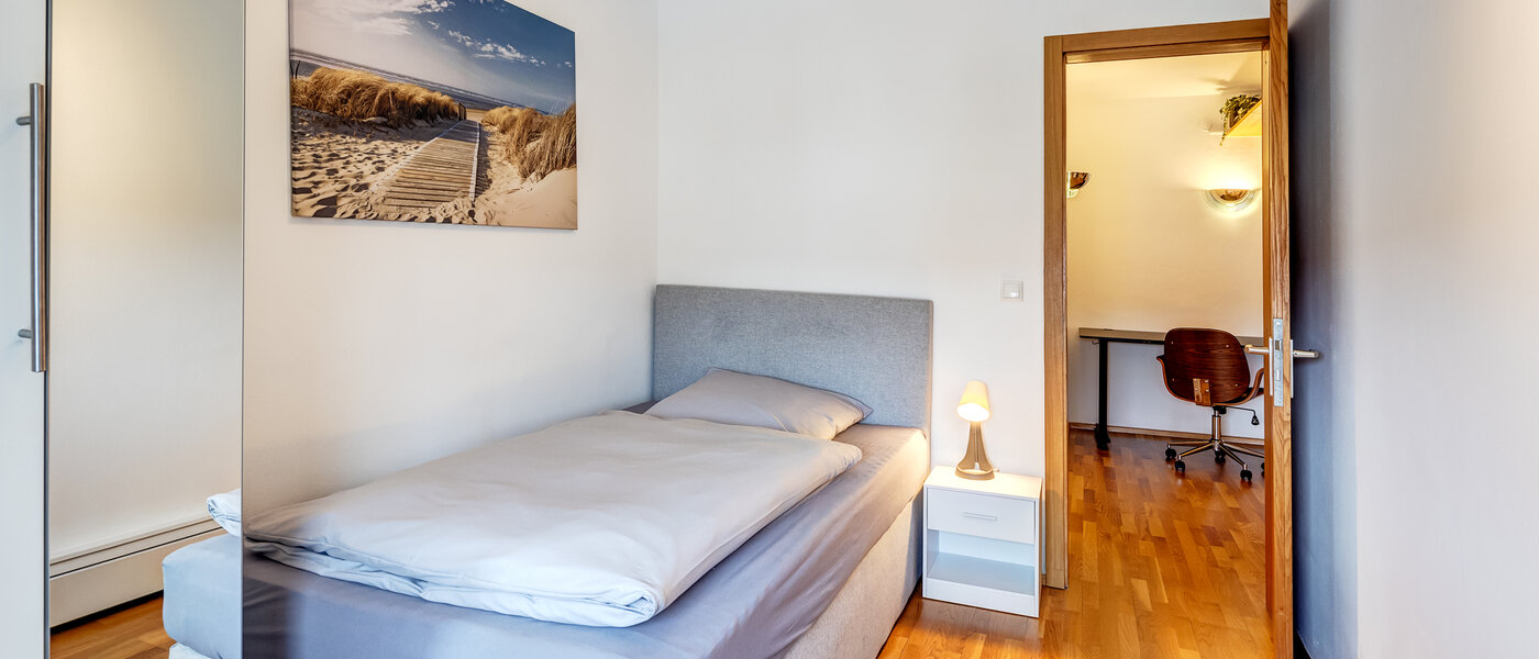 квартира München Schwabing-West (rund um den Bonner Platz) 02 2-я спальная комната 13991