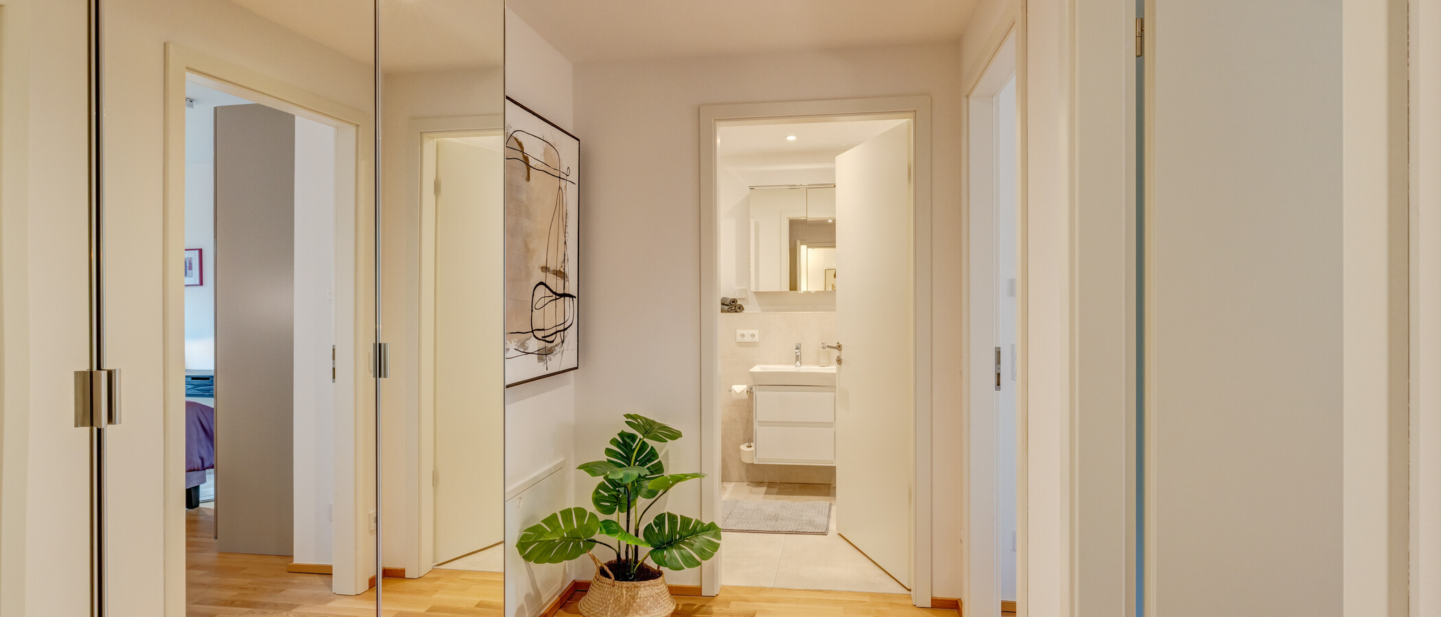 квартира München Neuhausen 02 коридор 13994