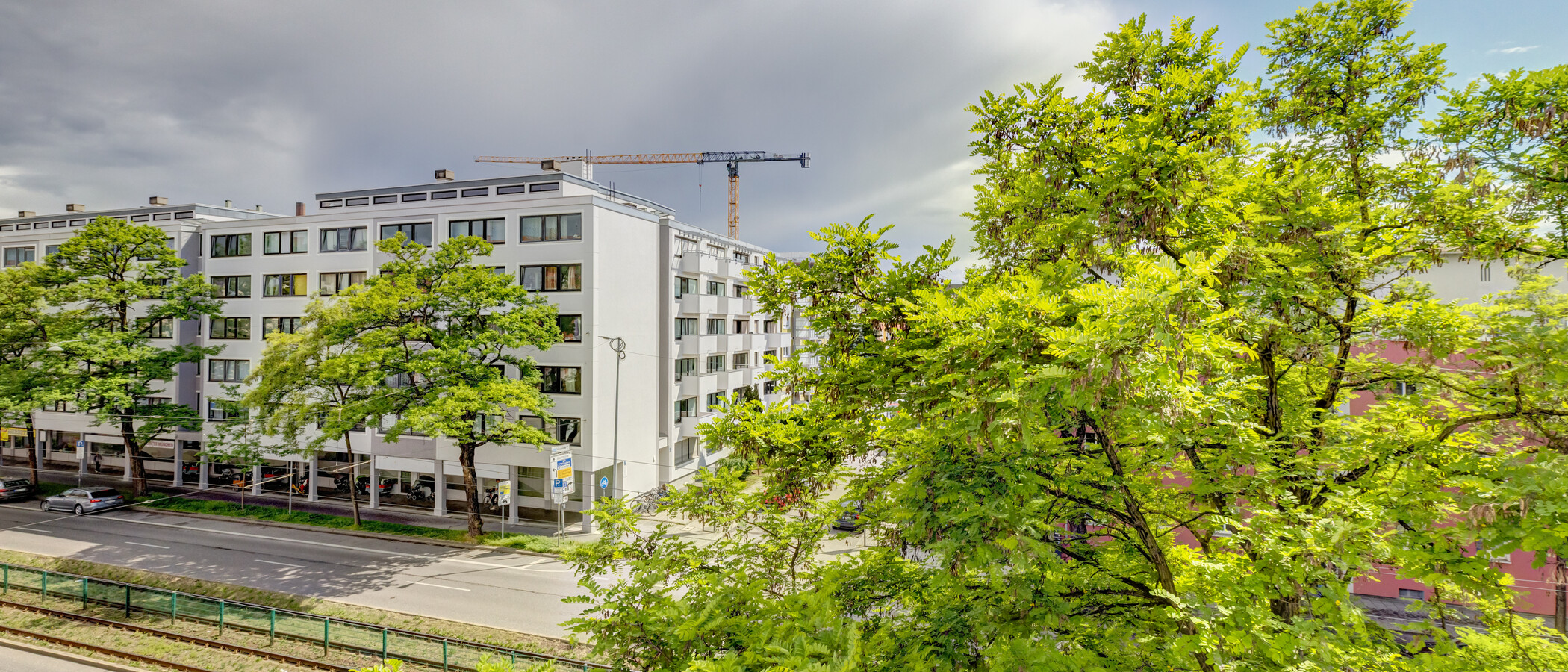 квартира München Neuhausen 01 вид из окна 13994
