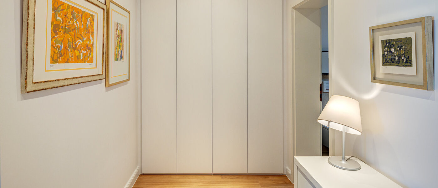 квартира München Bogenhausen 03 коридор 13999