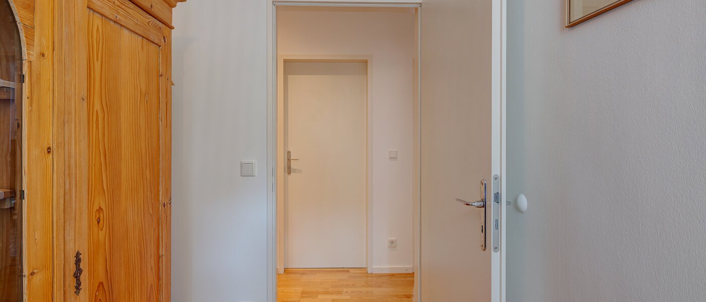 квартира München Thalkirchen 02 рабочий кабинет 14008