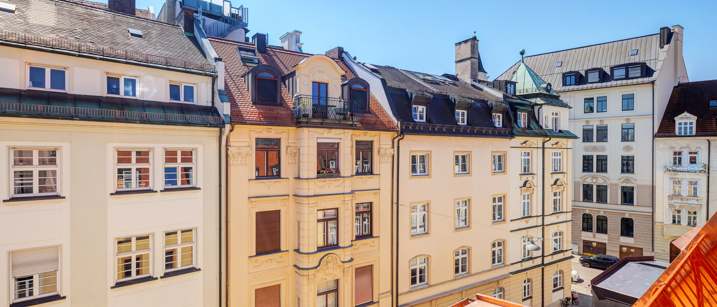 двухэтажная квартира München Lehel 04 вид из окна 14018