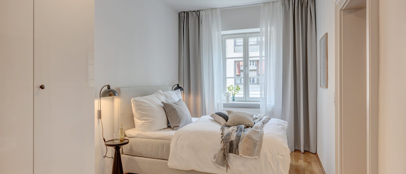 квартира München Lehel 01 спальная комната 14023