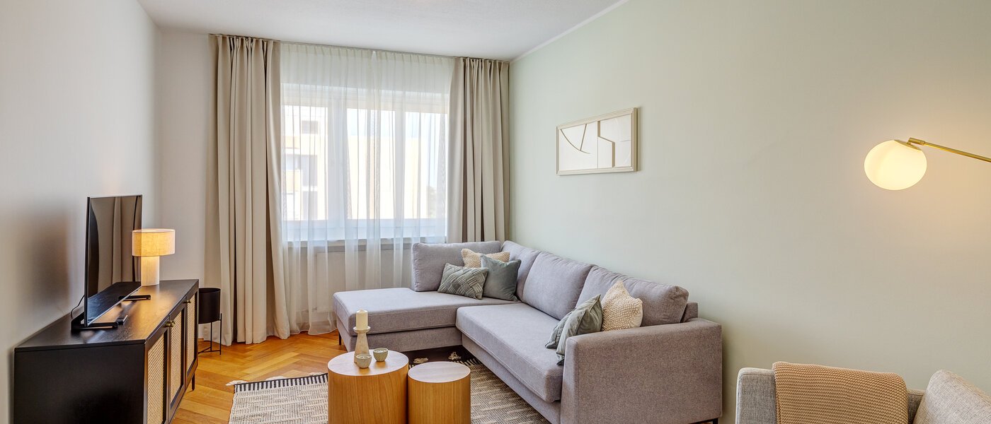 квартира München Haidhausen 01 гостиная 14027