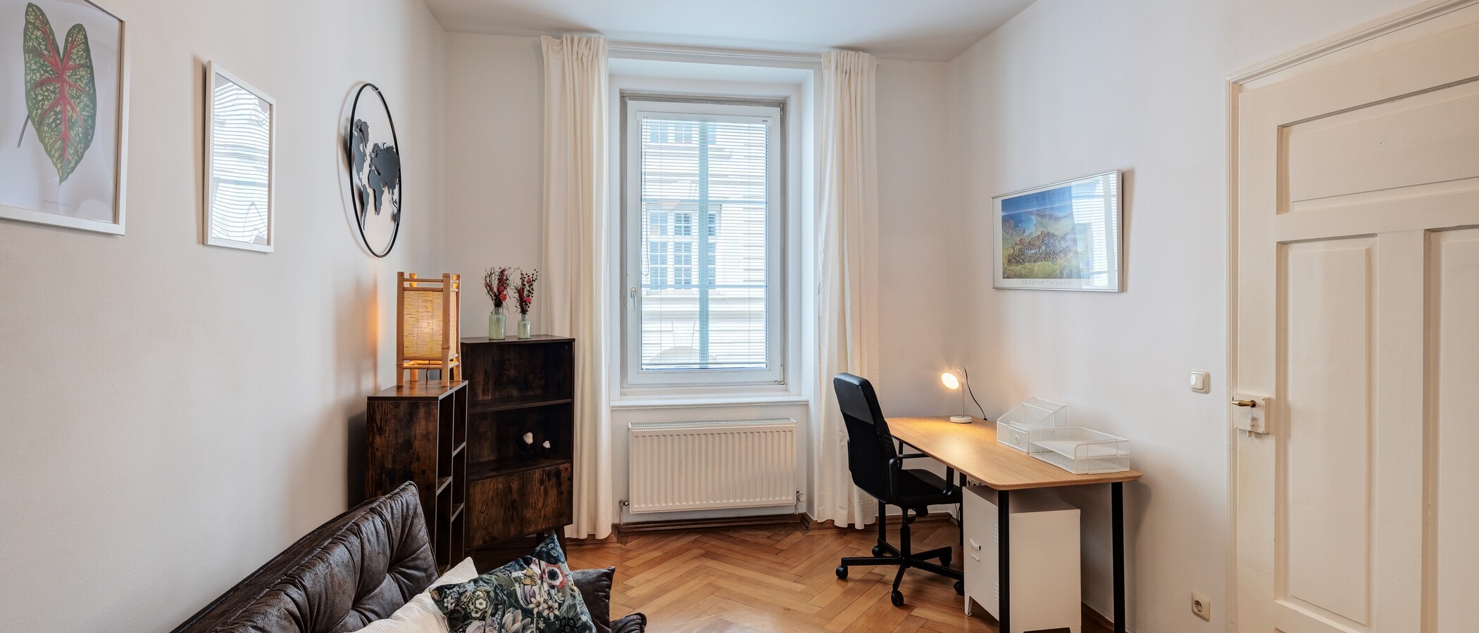 квартира München Altstadt 02 бюро / гостиная 14028