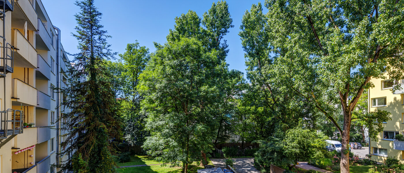 квартира München Schwabing-West 01 вид из окна 14029