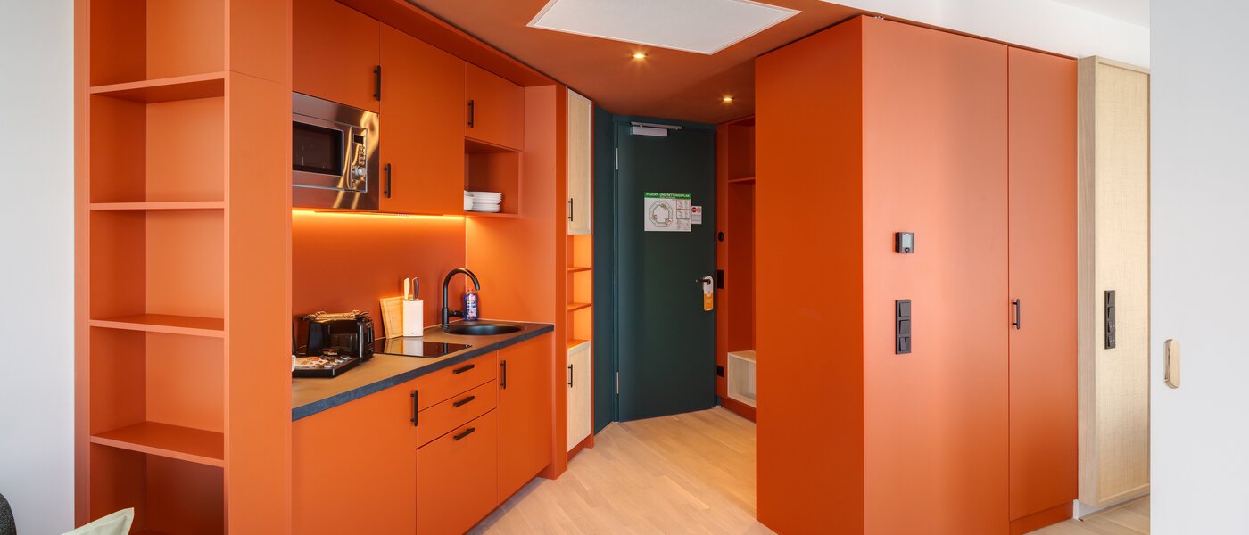 квартира Unterföhring 03 кухня 14030