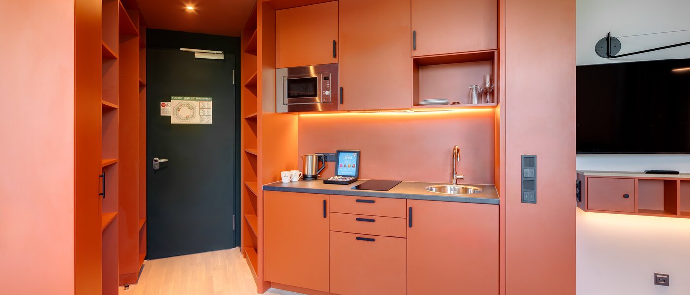 квартира Unterföhring 01 кухня 14031