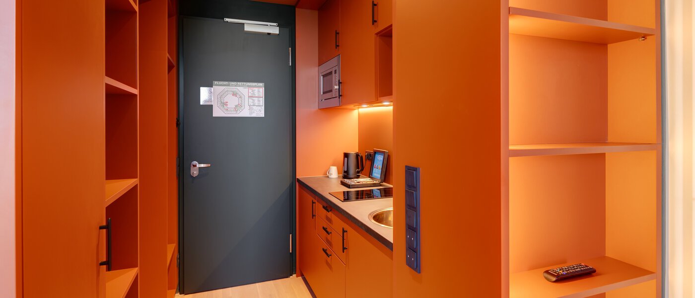 квартира Unterföhring 03 кухня 14047