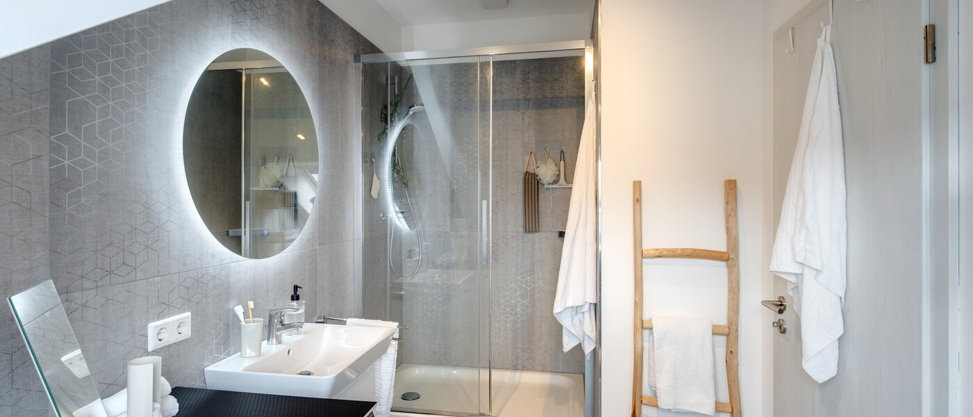 мансардная квартира München Sendling 01 ванная комната 14059
