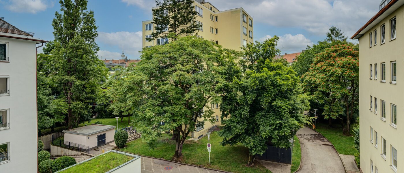 квартира München Neuhausen 01 вид из окна 14060