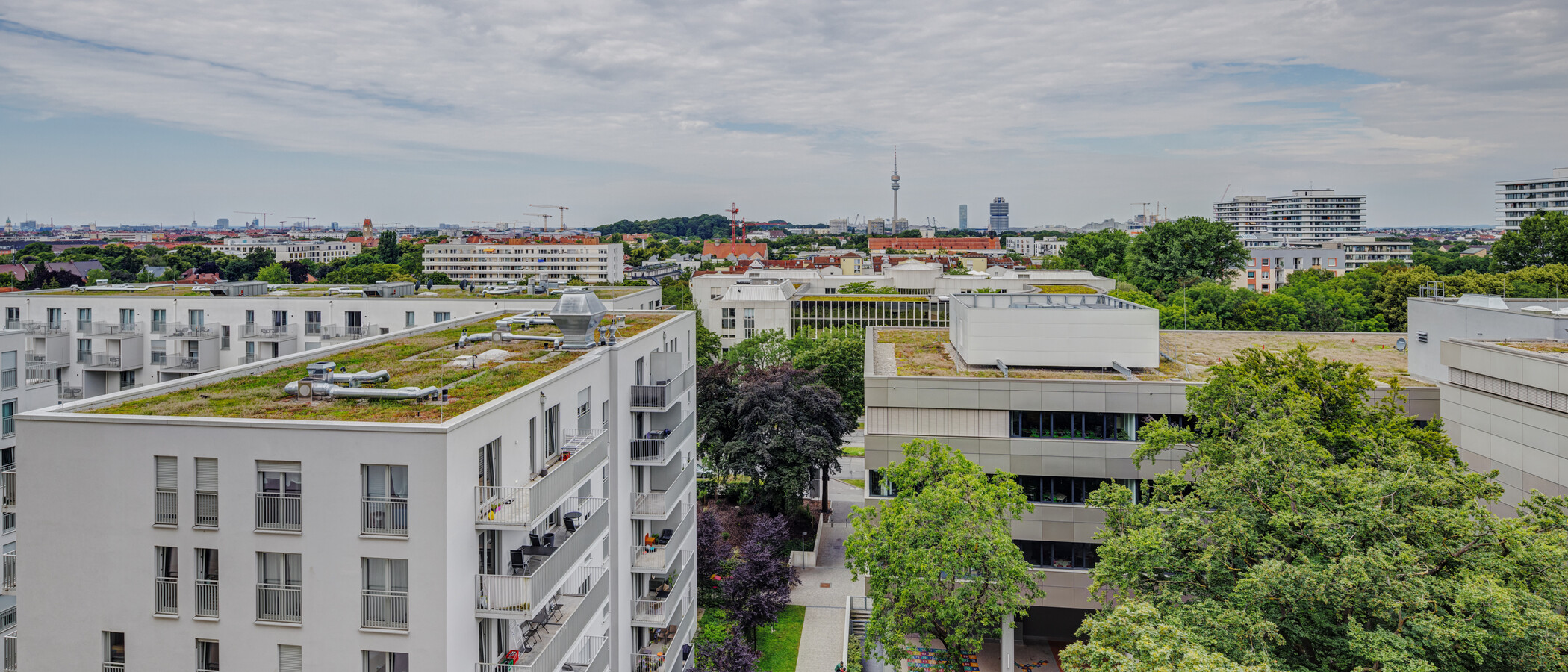 квартира München Schwabing (rechts der Leopoldstraße) 02 вид из окна 14071