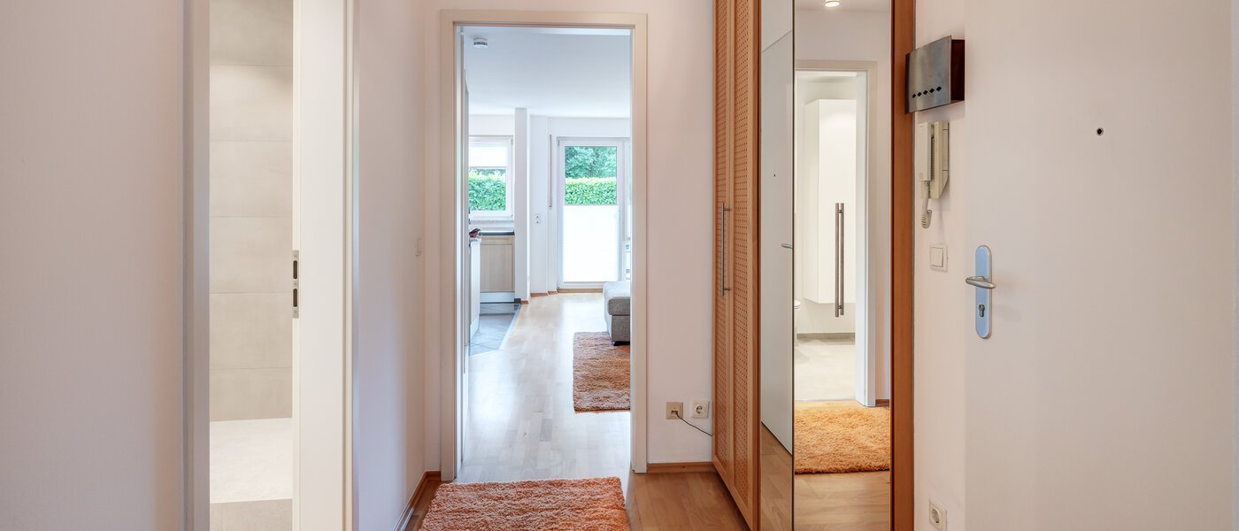 квартира München Daglfing 01 коридор 14078