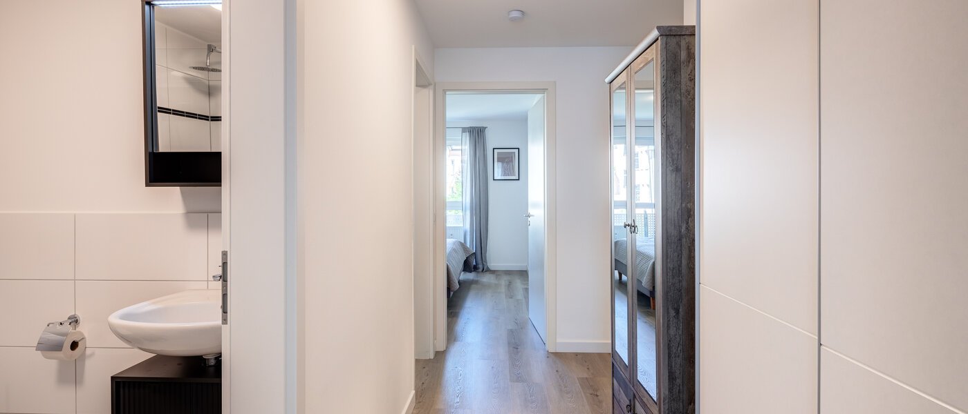 квартира München Neuhausen 01 коридор 14083