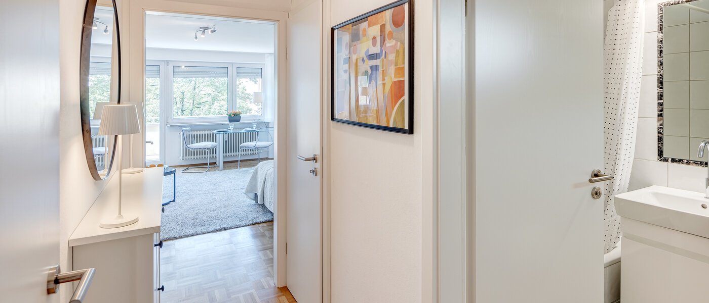 квартира München Maxvorstadt - Westen 02 коридор 14102